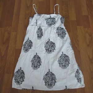 White & Black Old Navy Sleeveless Strap Midi Dress